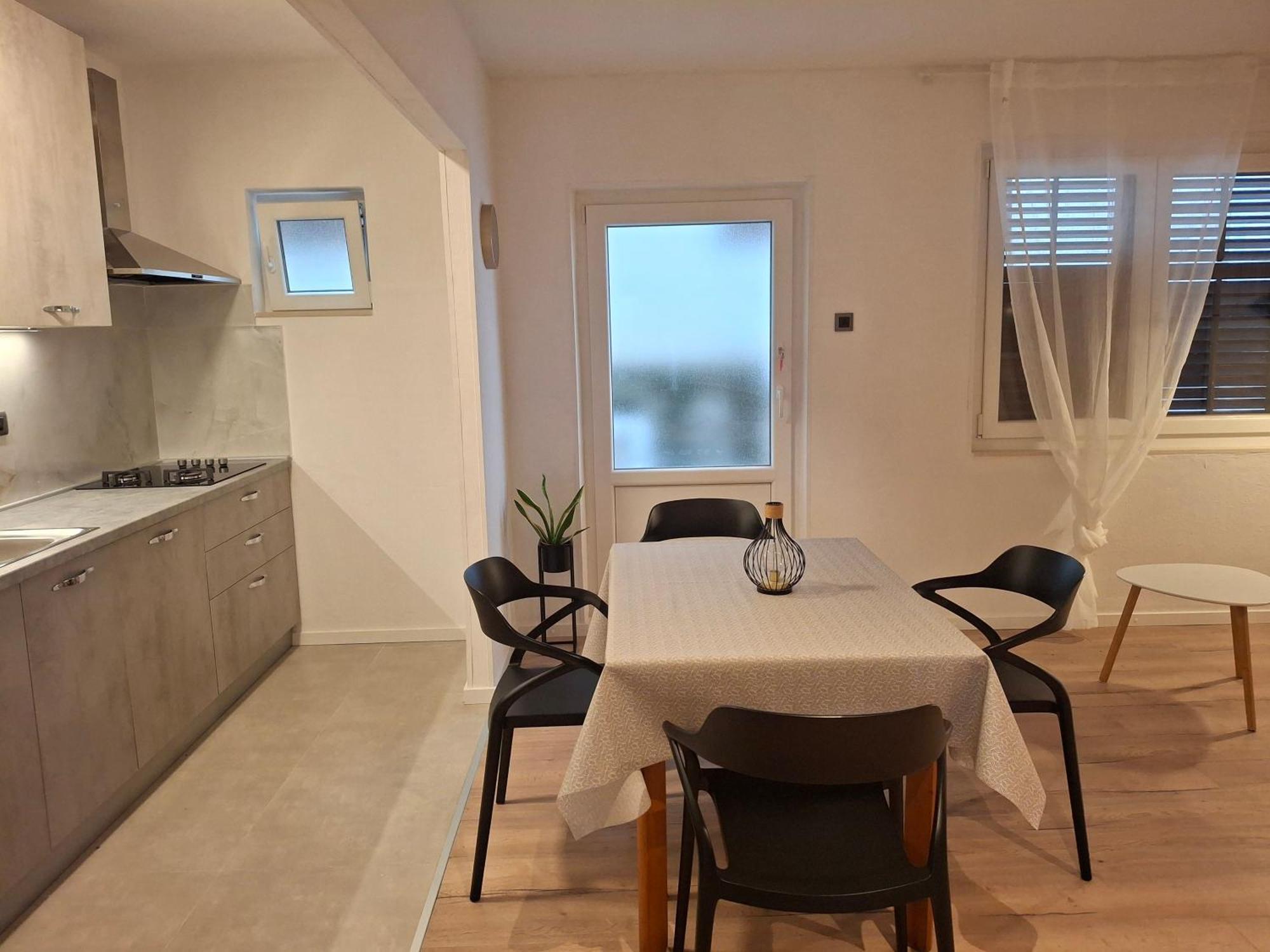 Nina Seaview Appartement Baška Voda Buitenkant foto